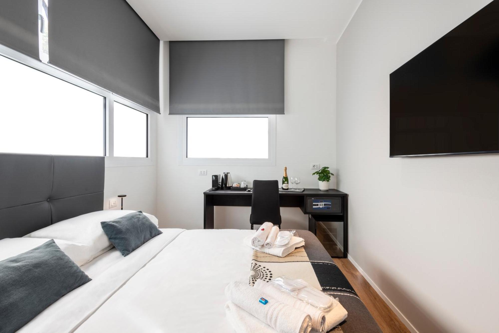 Bnbutler - Inbrera Suites - Giulianova, 1 Milano Exterior foto