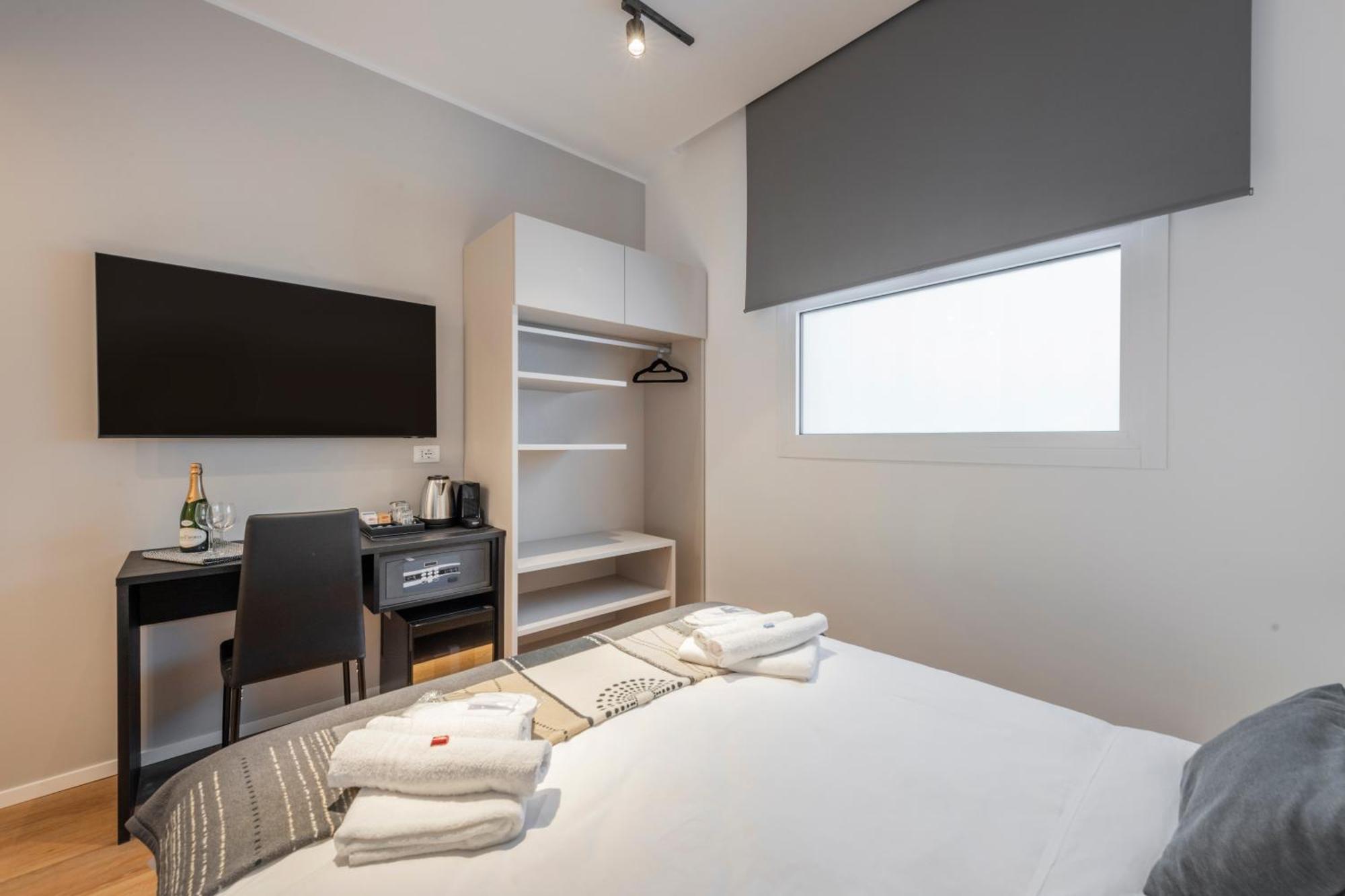 Bnbutler - Inbrera Suites - Giulianova, 1 Milano Exterior foto