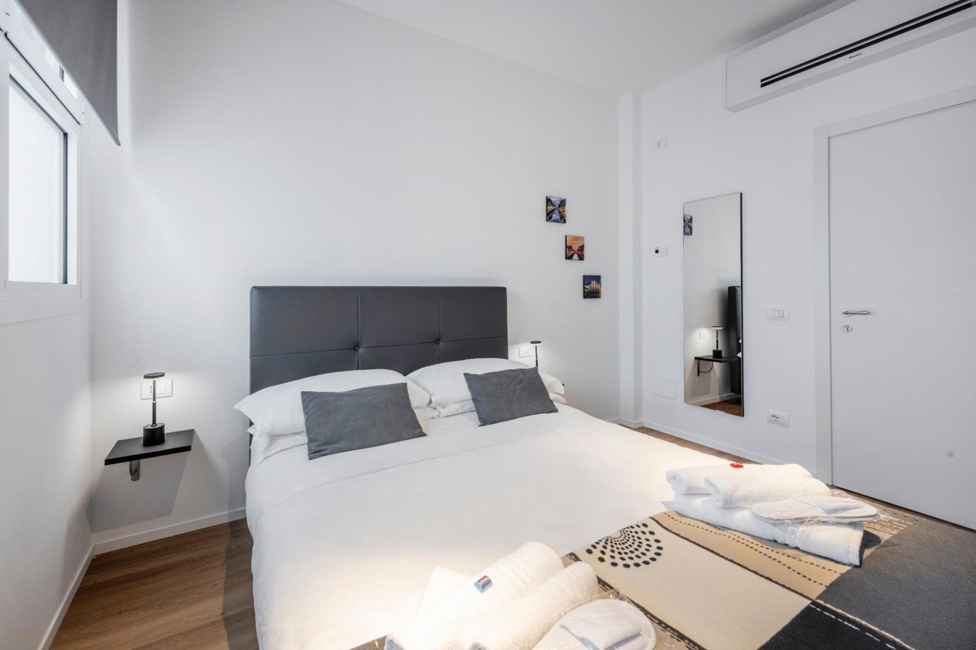 Bnbutler - Inbrera Suites - Giulianova, 1 Milano Exterior foto